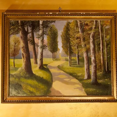 招待所 萨拉里亚奢华套房住宿加早餐旅馆