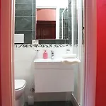 Salaria Luxury Suites בית הארחה *