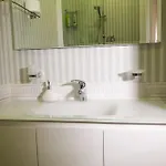 Salaria Luxury Suites *