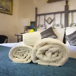 Salaria Luxury Suites בית הארחה רומא